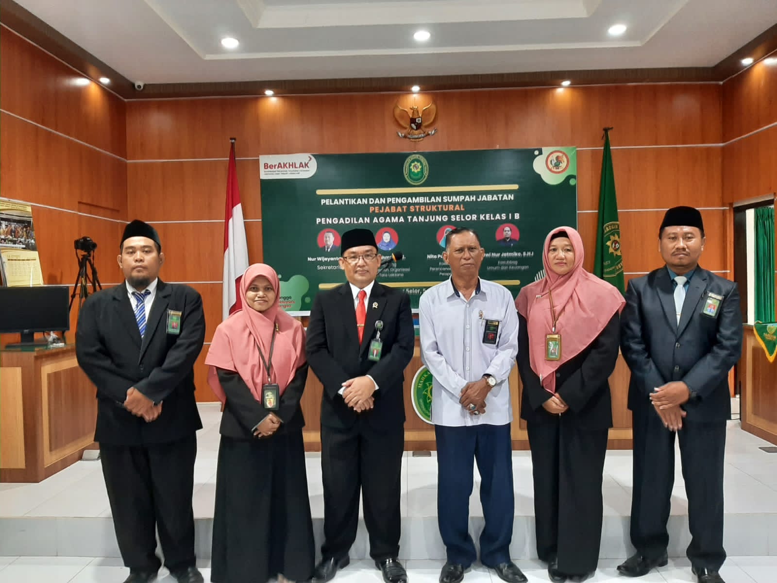 Pejabat yang dilantik